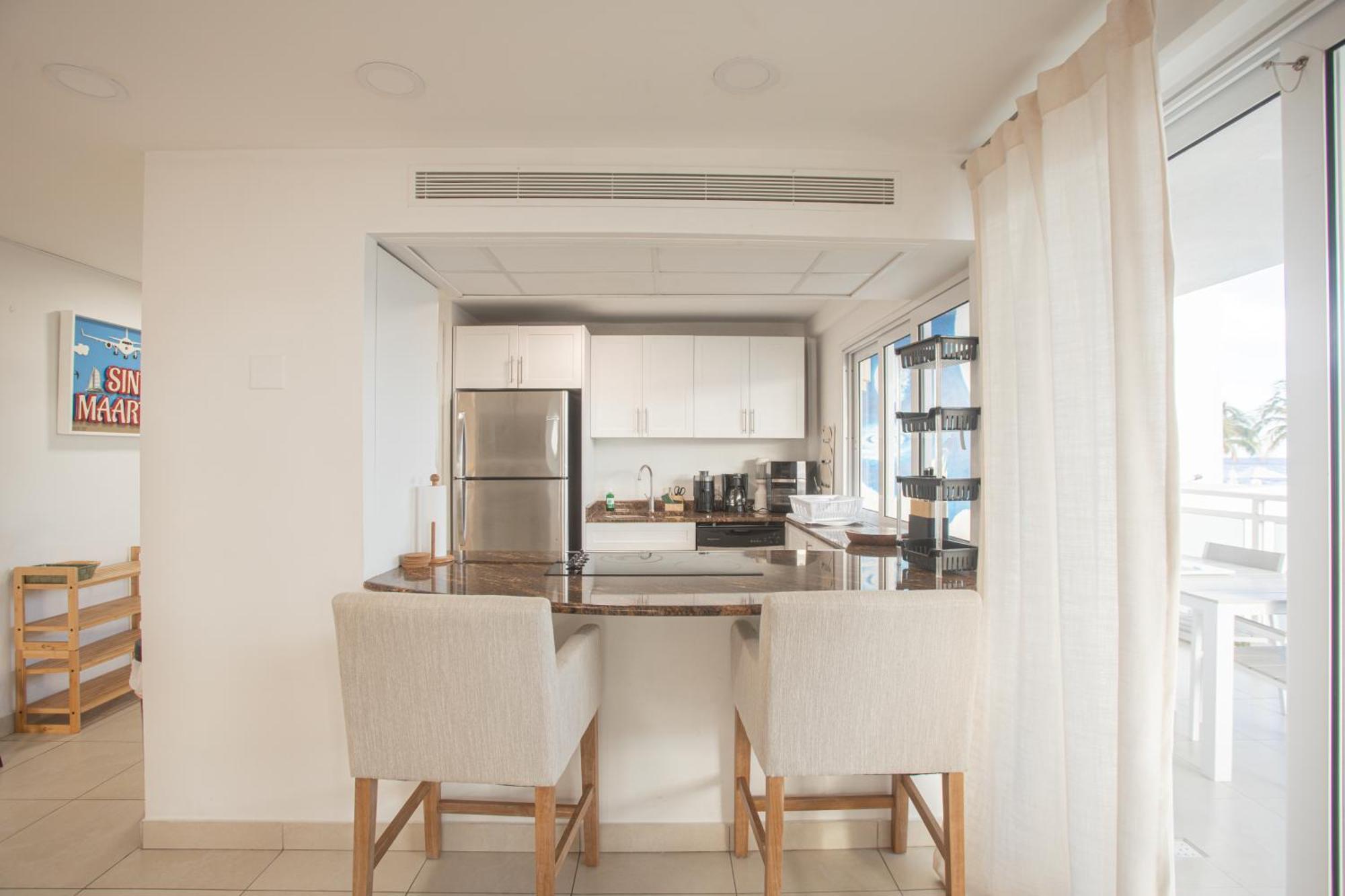 Maho Beach House - Luxe 1 Bedroom - Ocean Hideaway Exteriör bild