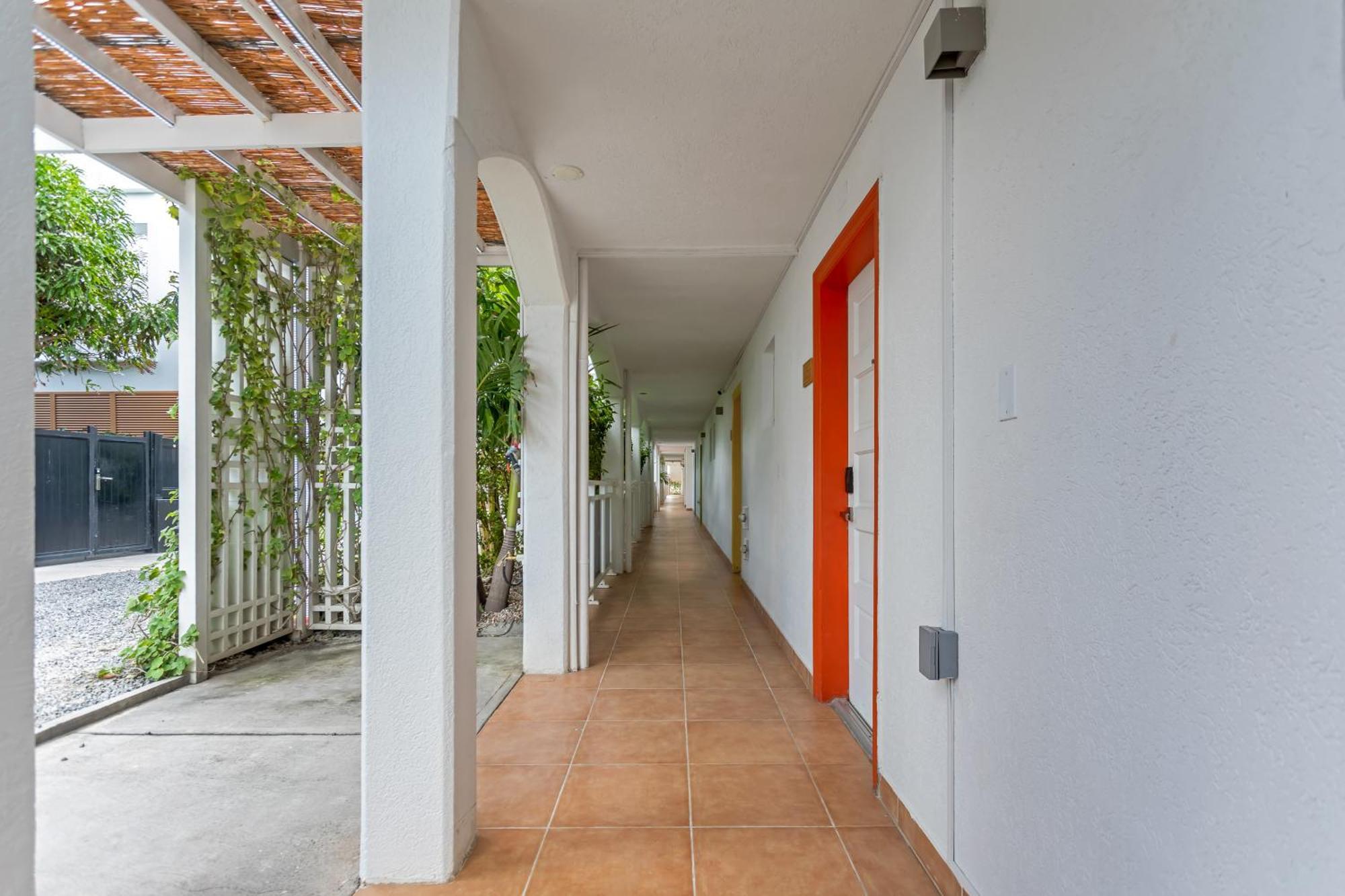 Maho Beach House - Luxe 1 Bedroom - Ocean Hideaway Exteriör bild